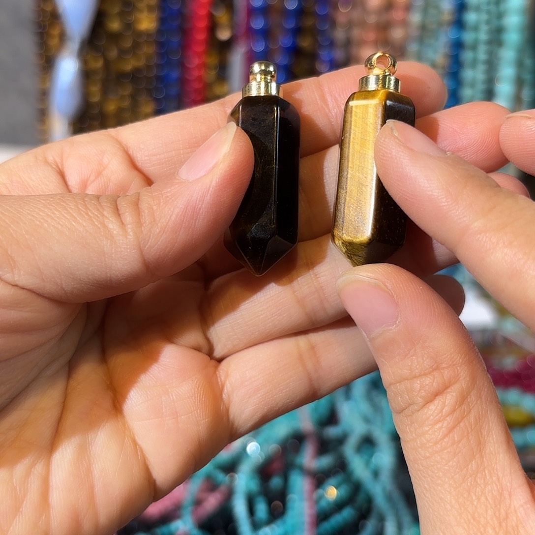 玛瑙/玉髓未镶嵌珠宝半成品虎眼一个