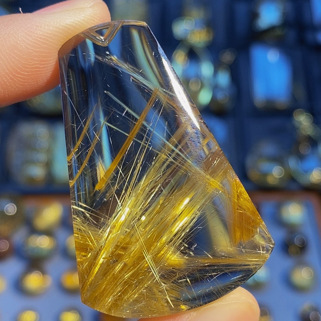 未镶嵌颈饰水晶天然净体钛晶无事牌吊坠