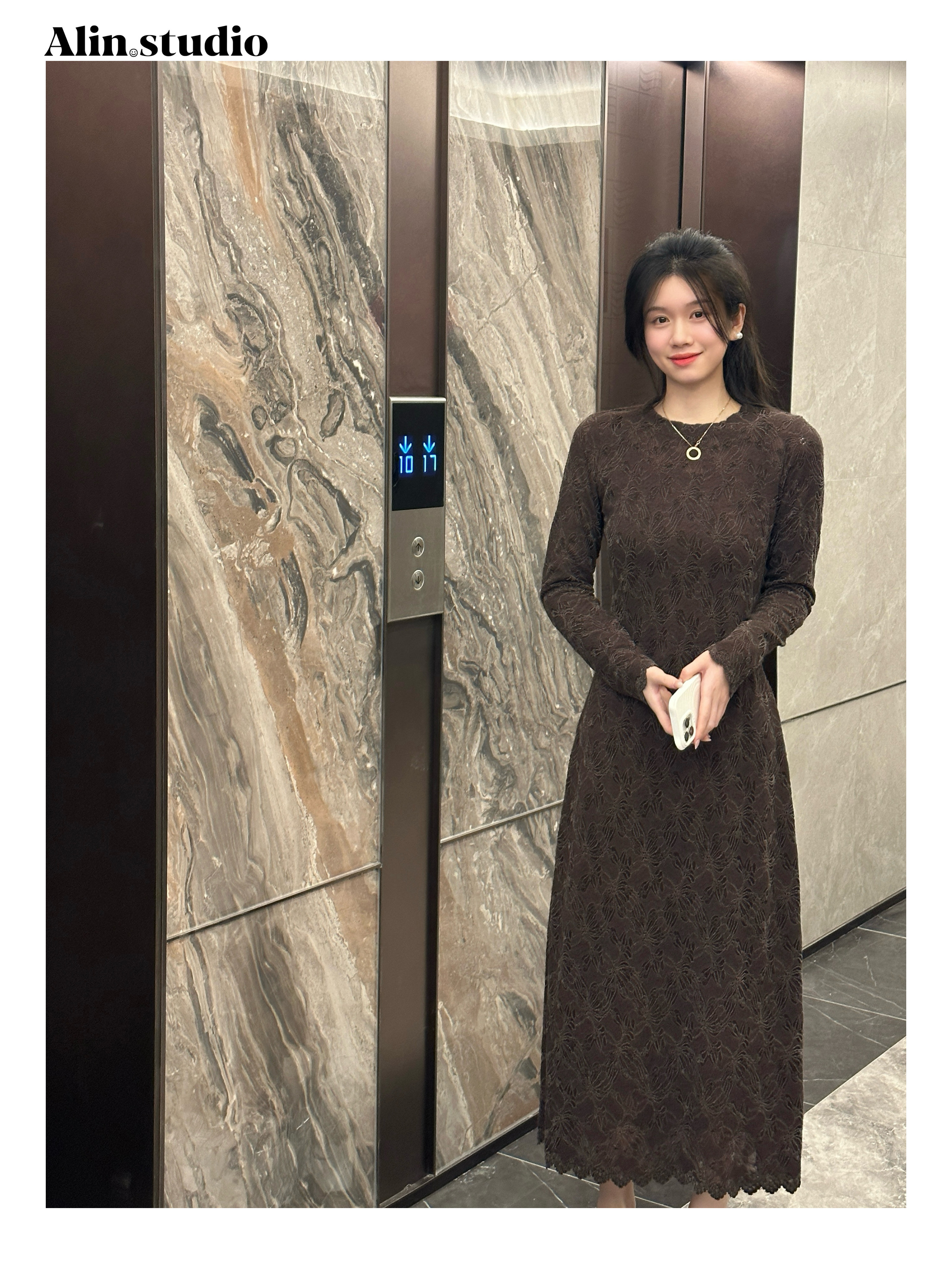 （蕾丝咖）（加绒）秋冬圆领长袖时尚气质高定复古显瘦长款连衣裙