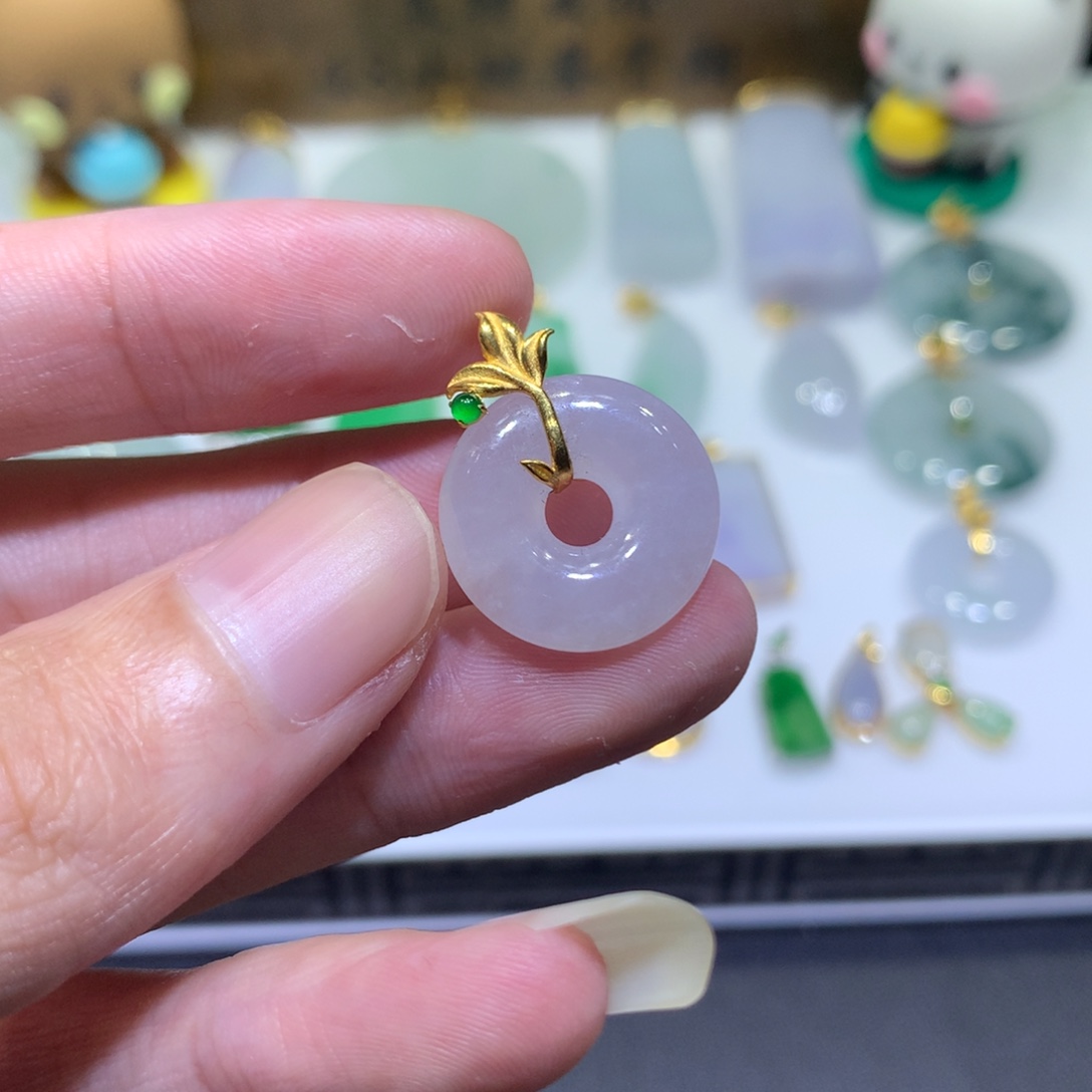 翡翠18K金镶嵌吊坠(不含链)