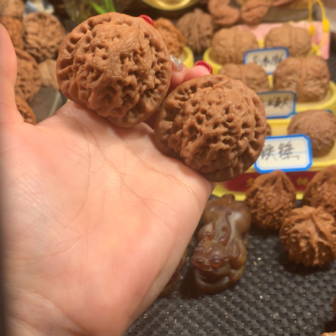 文玩核桃把件金公子