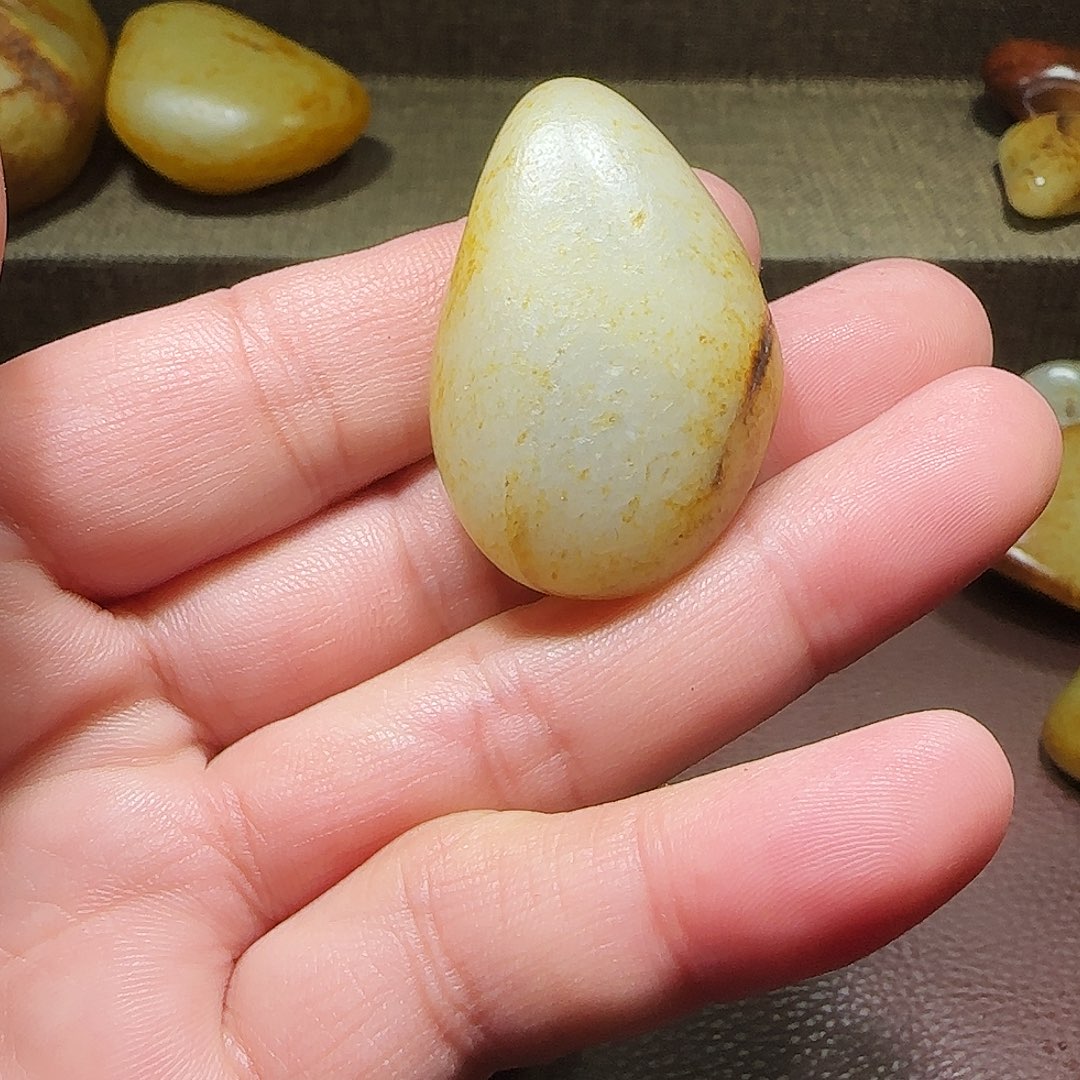 和田玉颈饰未镶嵌黑****3