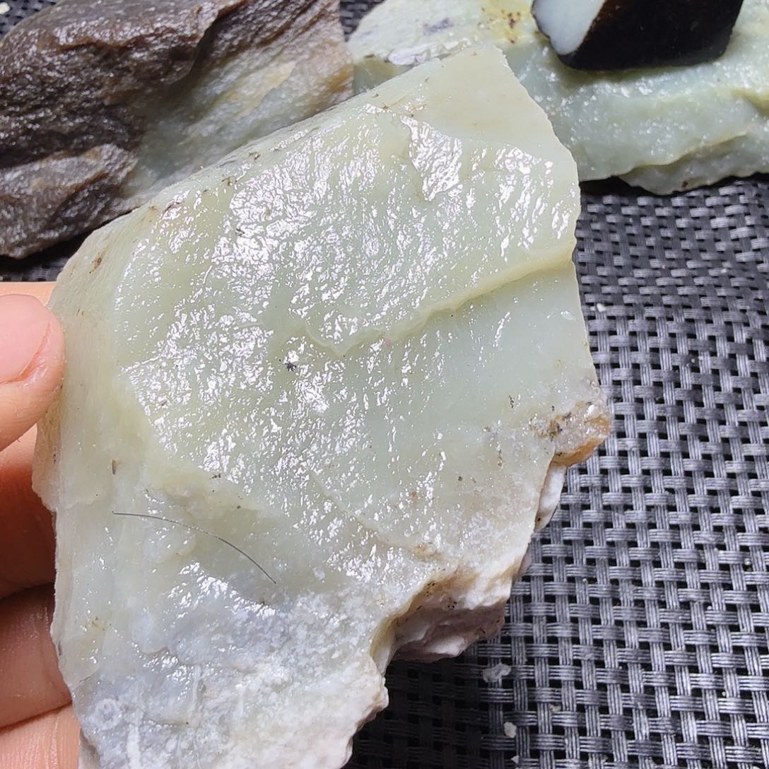 和田玉（糖玉）未镶嵌珠宝半成品