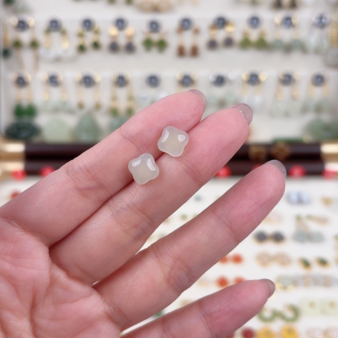 银S925镶嵌和田玉耳饰