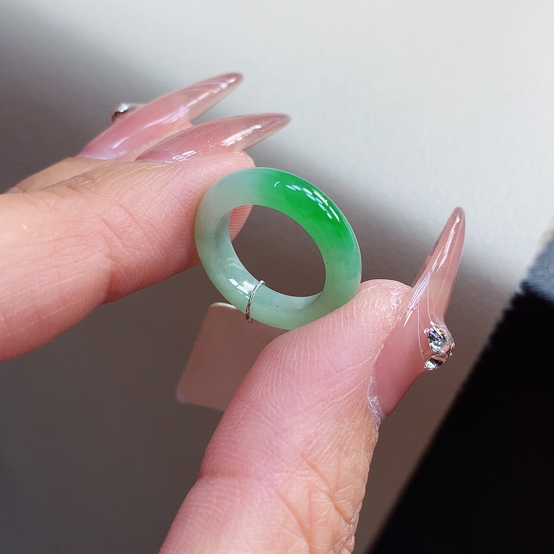 翡翠戒指未镶嵌3号