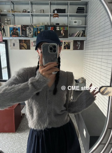 CME STUDIO韩系V领单排扣毛绒百搭拉毛毛衣开衫女