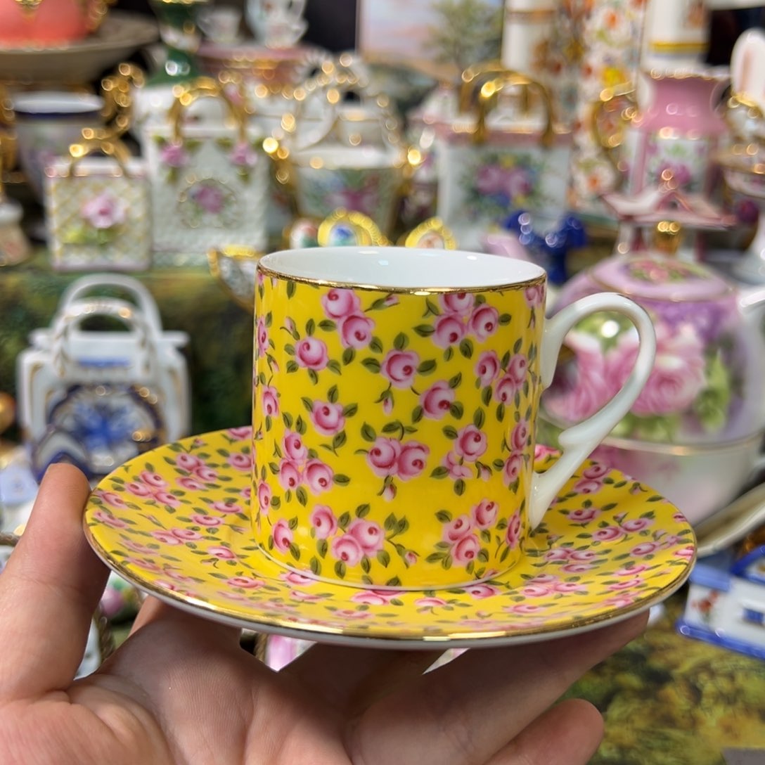 摆件鹿与海陶瓷家居用品有限公司