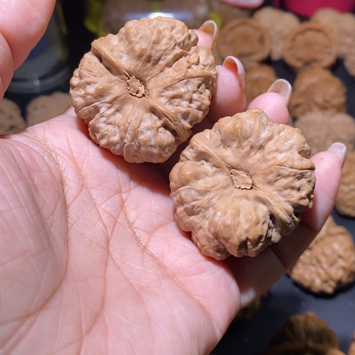 文玩核桃吊坠S****.蛤蟆头37