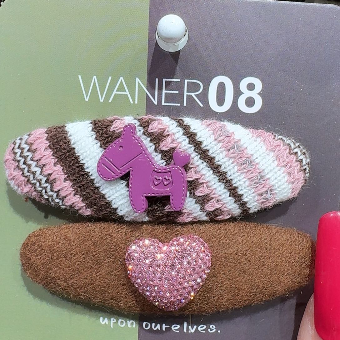 布艺非金属小马爱心椭圆拜拜