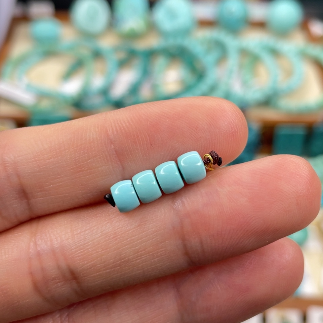 绿松石未镶嵌挂件