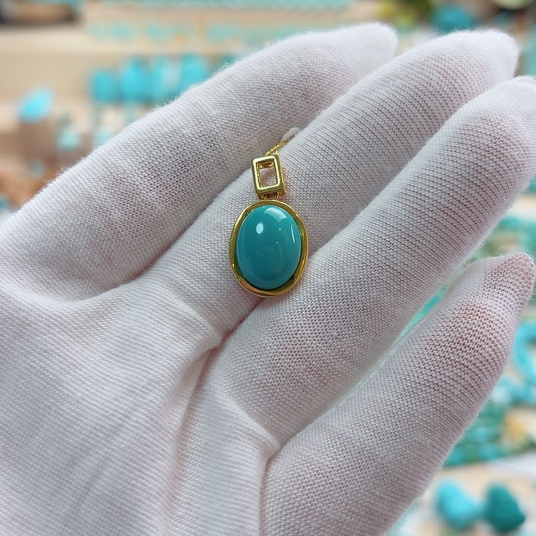 绿松石18K金镶嵌珠宝奇石