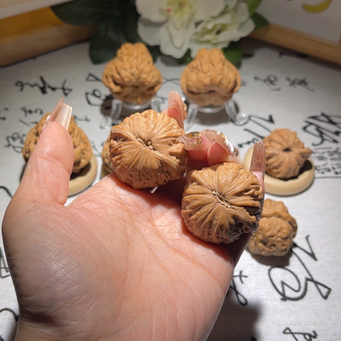 文玩核桃把件西*西37.5全品 铁锤妹妹