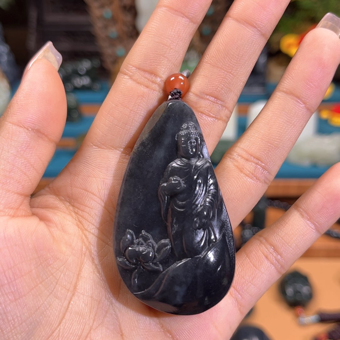 和田玉未镶嵌挂件