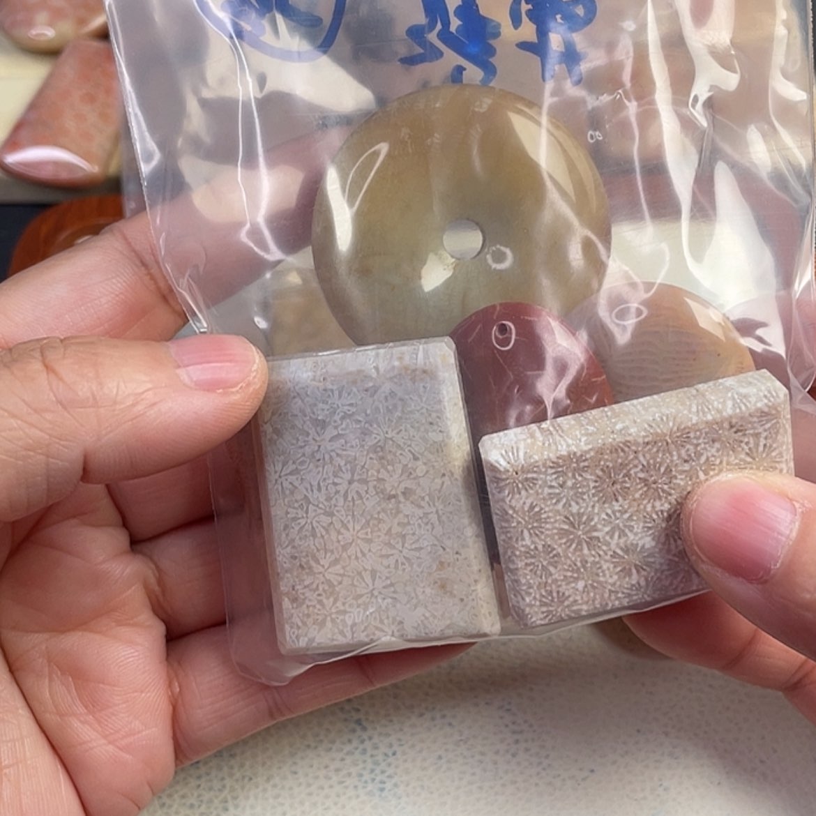 【闪购商品】硅化玉手镯未镶嵌洋**圈