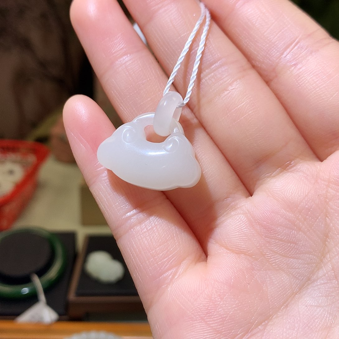 颈饰未镶嵌和田玉（白玉）和田玉双环锁