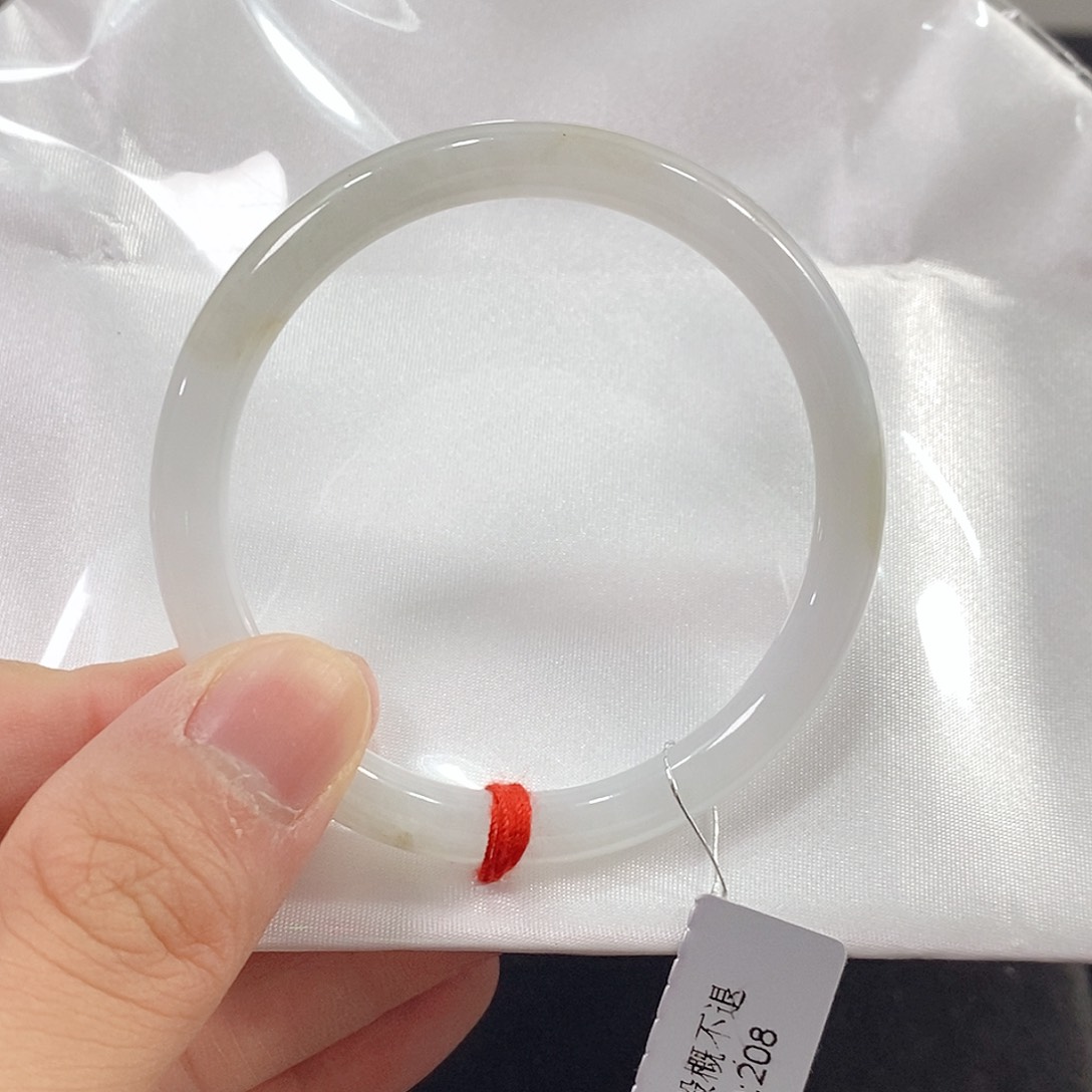 未镶嵌手镯翡翠手镯