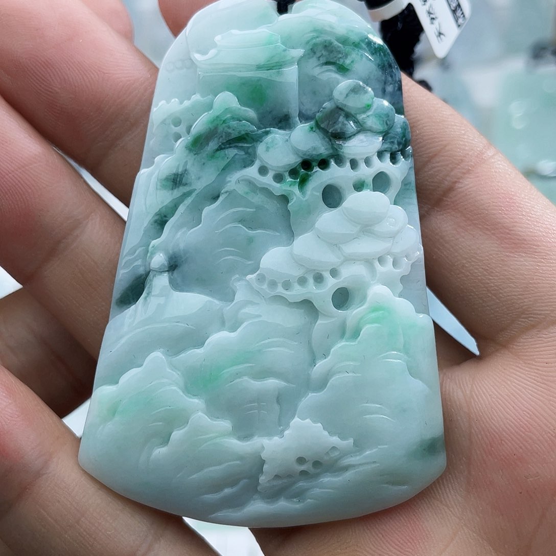 颈饰未镶嵌翡翠翡翠