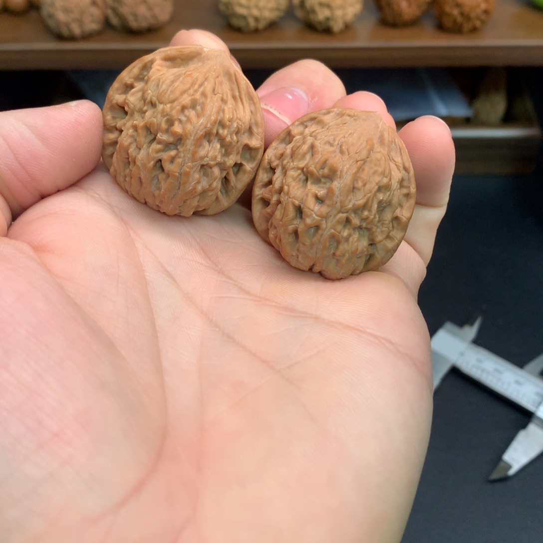 把件文玩核桃34小红（强烈推荐）（有运险）