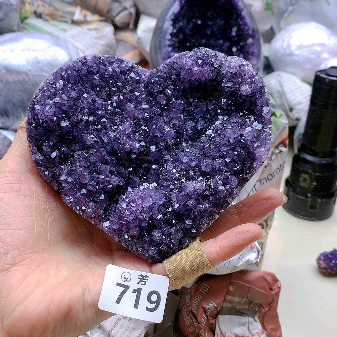 紫晶大型摆件（非配饰）未镶嵌