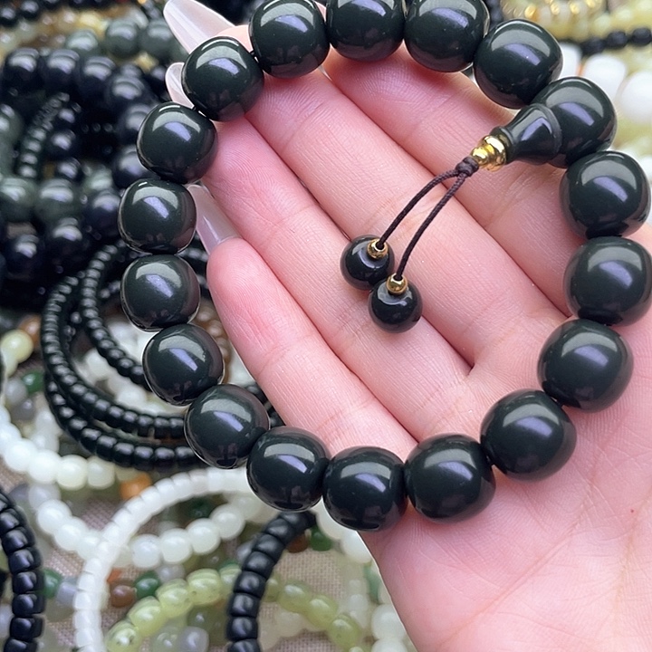 爱***优手链未镶嵌和田玉