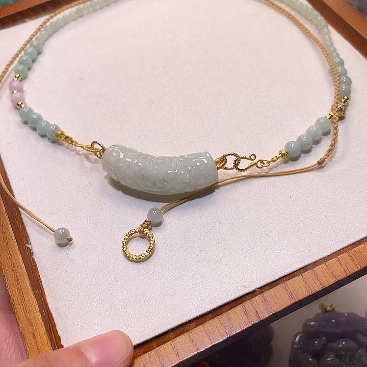 翡翠未镶嵌颈饰翡翠吊坠