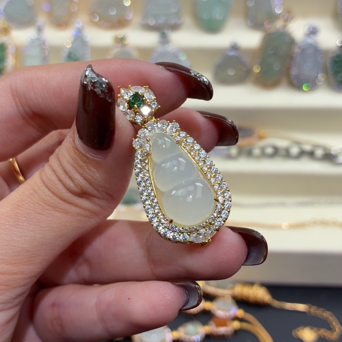 翡翠银S925镶嵌颈饰吊坠