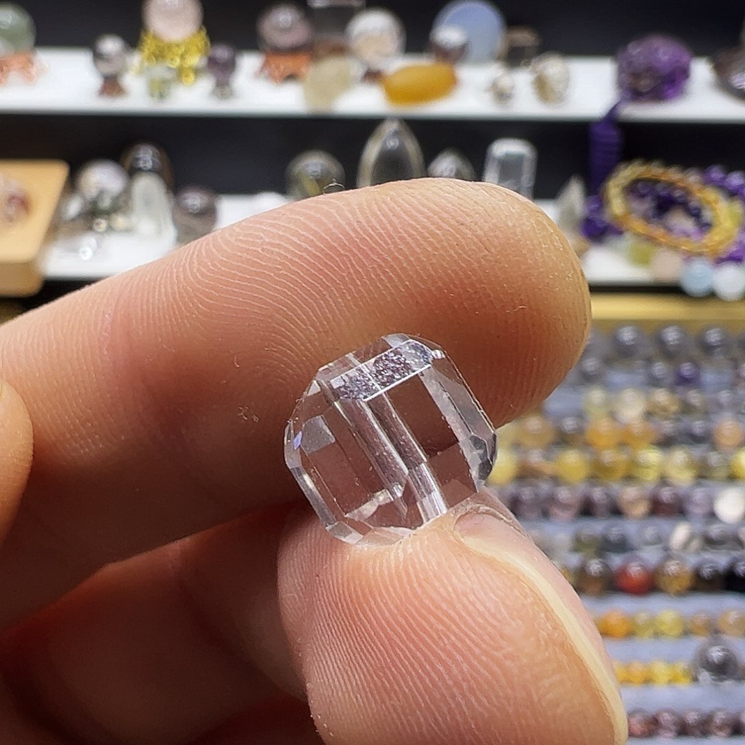 未镶嵌水晶珠宝半成品