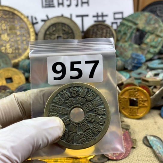 凉***风铜现代文创工艺品