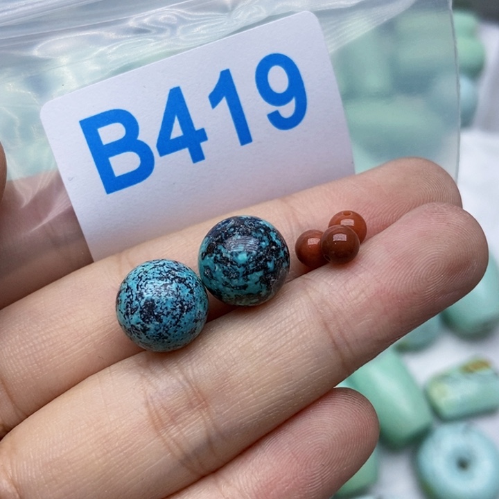 南红玛瑙未镶嵌珠宝奇石