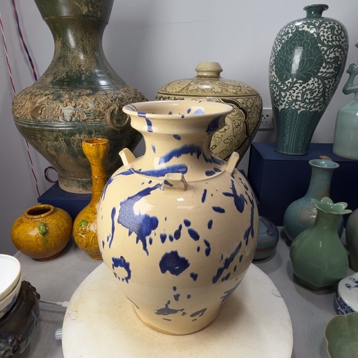 摆件通*唐白釉青花盘口罐摆件1