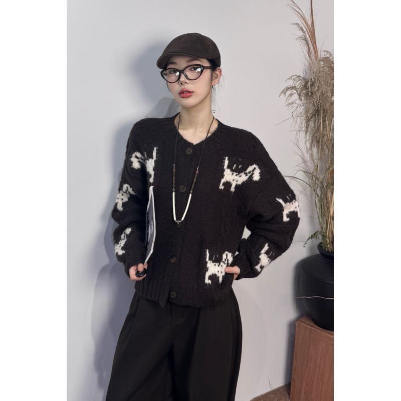 8816#复古小狗提花软糯毛衣外套秋冬新款美拉德针织开衫宽松显瘦