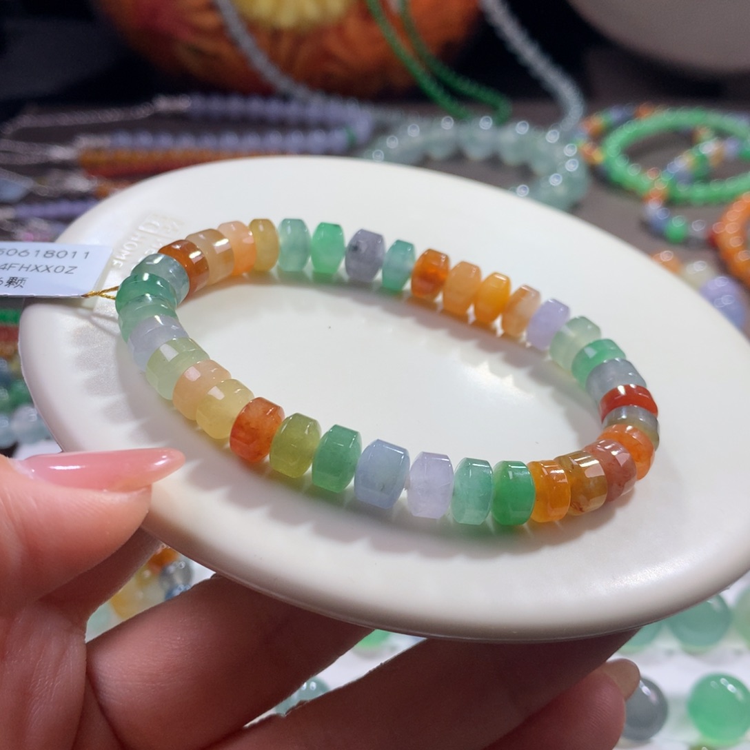 翡翠未镶嵌手链浓艳彩虹桶珠卡7.5