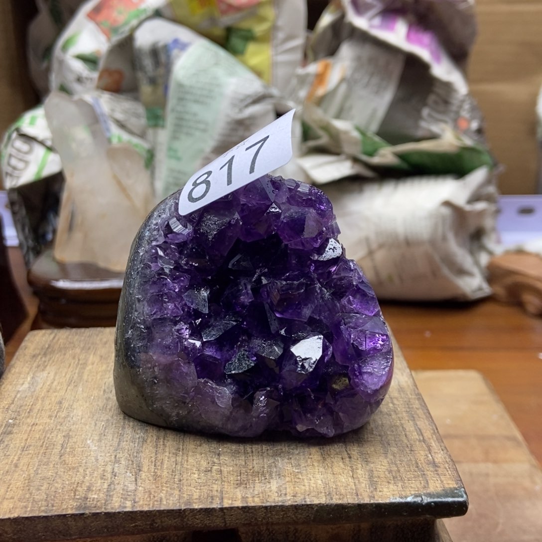 紫晶天然水晶摆件未镶嵌