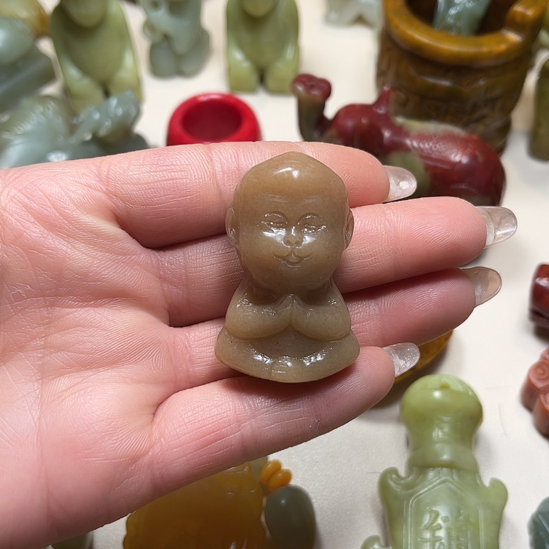 白玉菩提吊坠白玉菩提吊坠