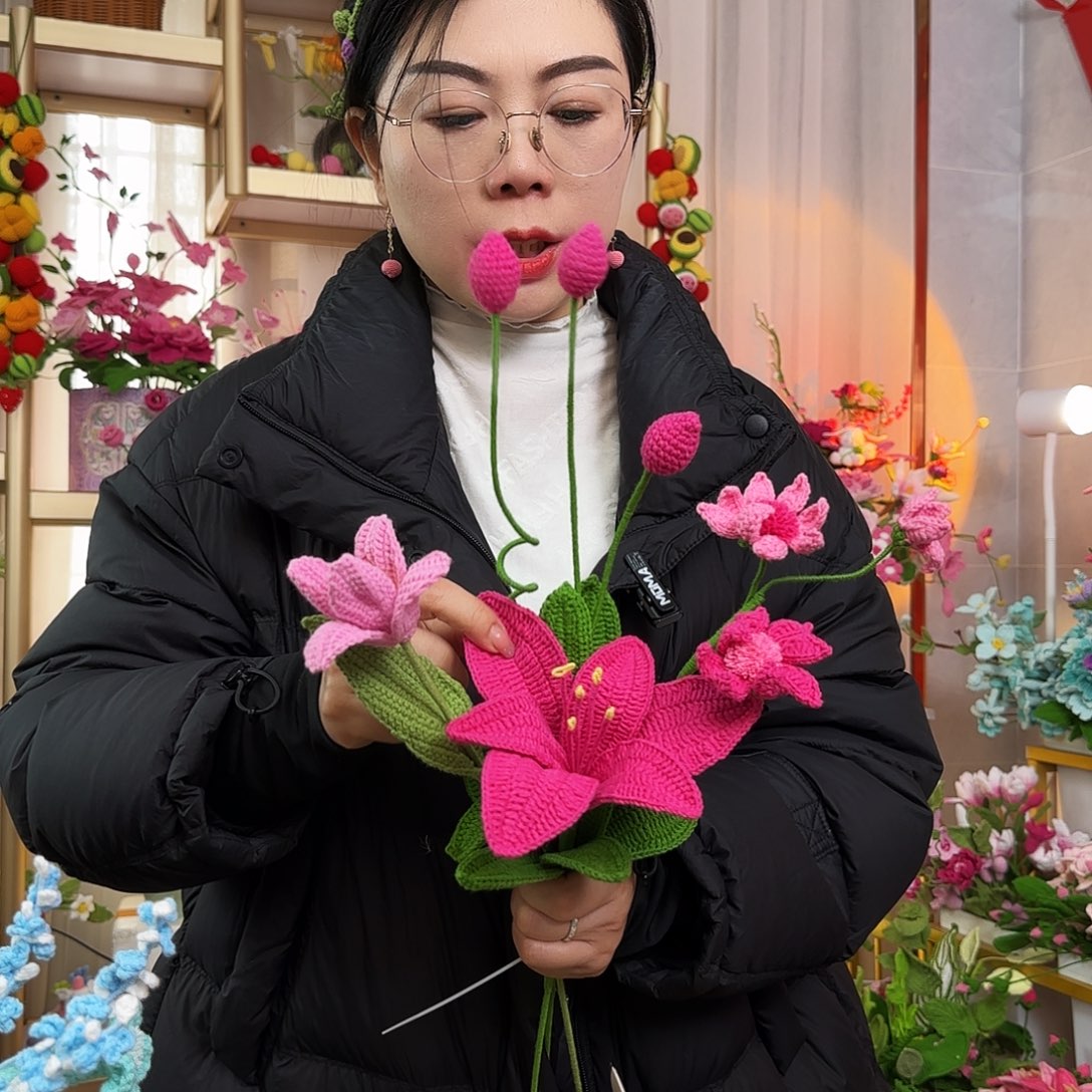 手工钩织设计花束