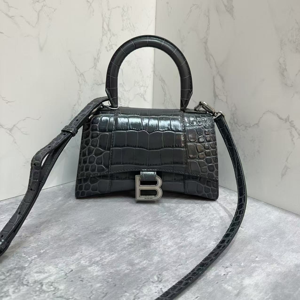 95新 Balenciaga/巴黎世家 乱乱子中古/女士/单肩包/109652