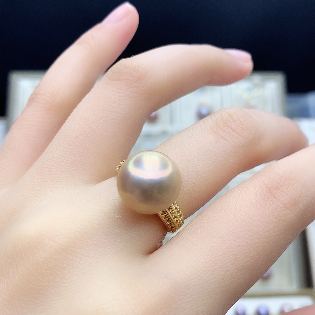 淡水珍珠颈饰合金