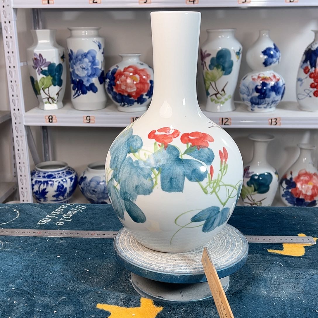 摆件景德镇陶瓷天喇吧花