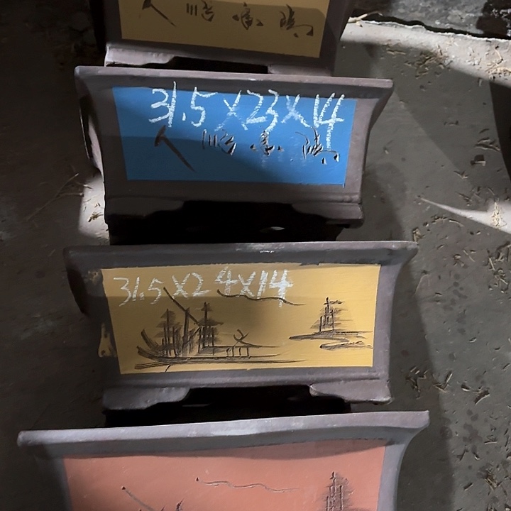 紫砂花盆   100-4。     微瑕。