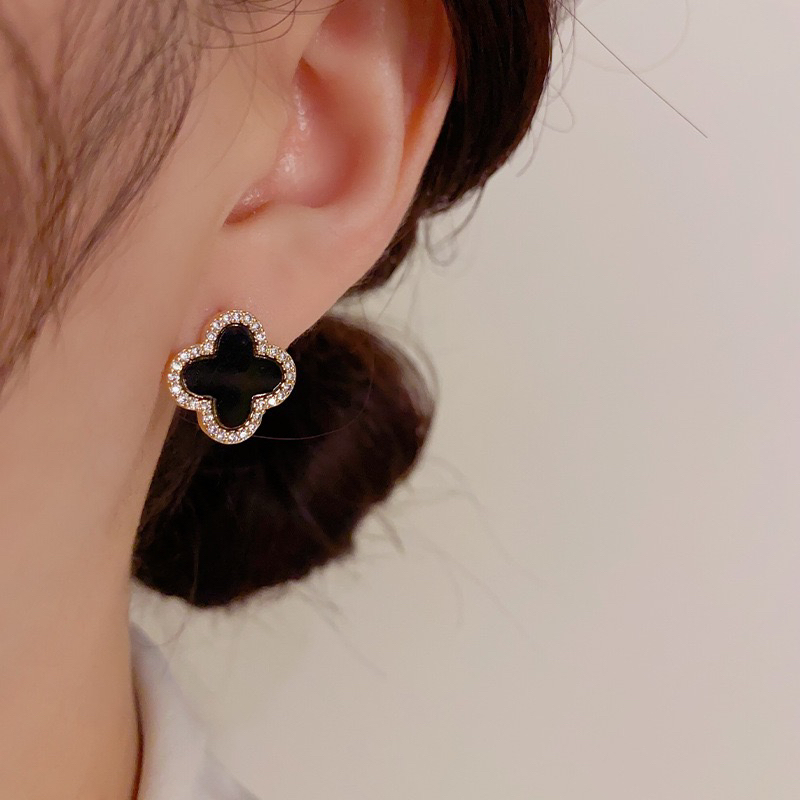 925银耳饰 四叶草耳饰 925银针黑色简约百搭ins风气质小巧耳钉