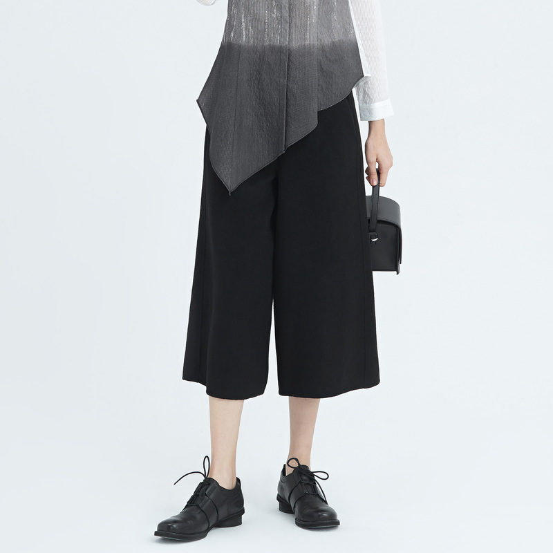 S·DEER圣迪奥时尚女装气质直筒黑色宽松显瘦阔腿九分裤S20480828