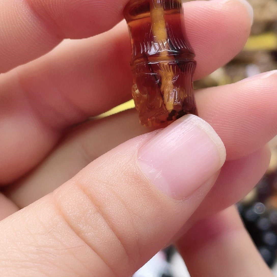 琥珀裸石未镶嵌霸**下大