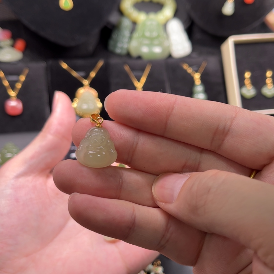 和田玉银S925镶嵌颈饰