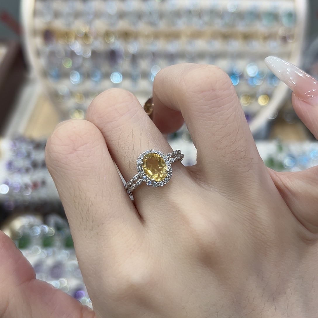 ╰***╮银S925镶嵌黄晶戒指