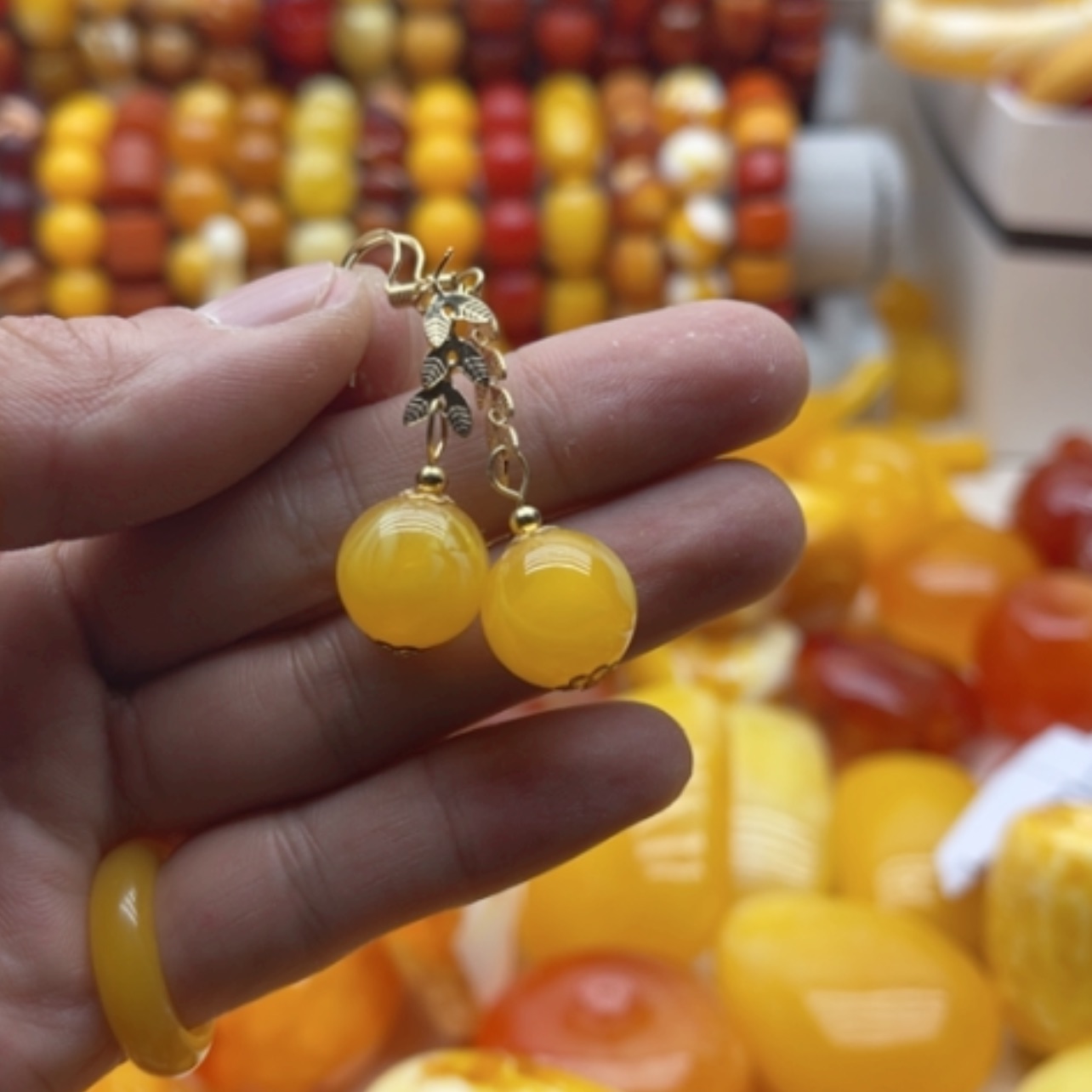 【闪购商品】琥珀手链未镶嵌?****）蜜蜡耳坠