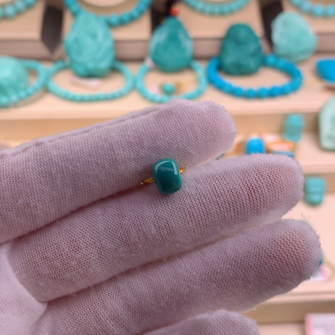 绿松石珠宝奇石未镶嵌7.9*5.9mm