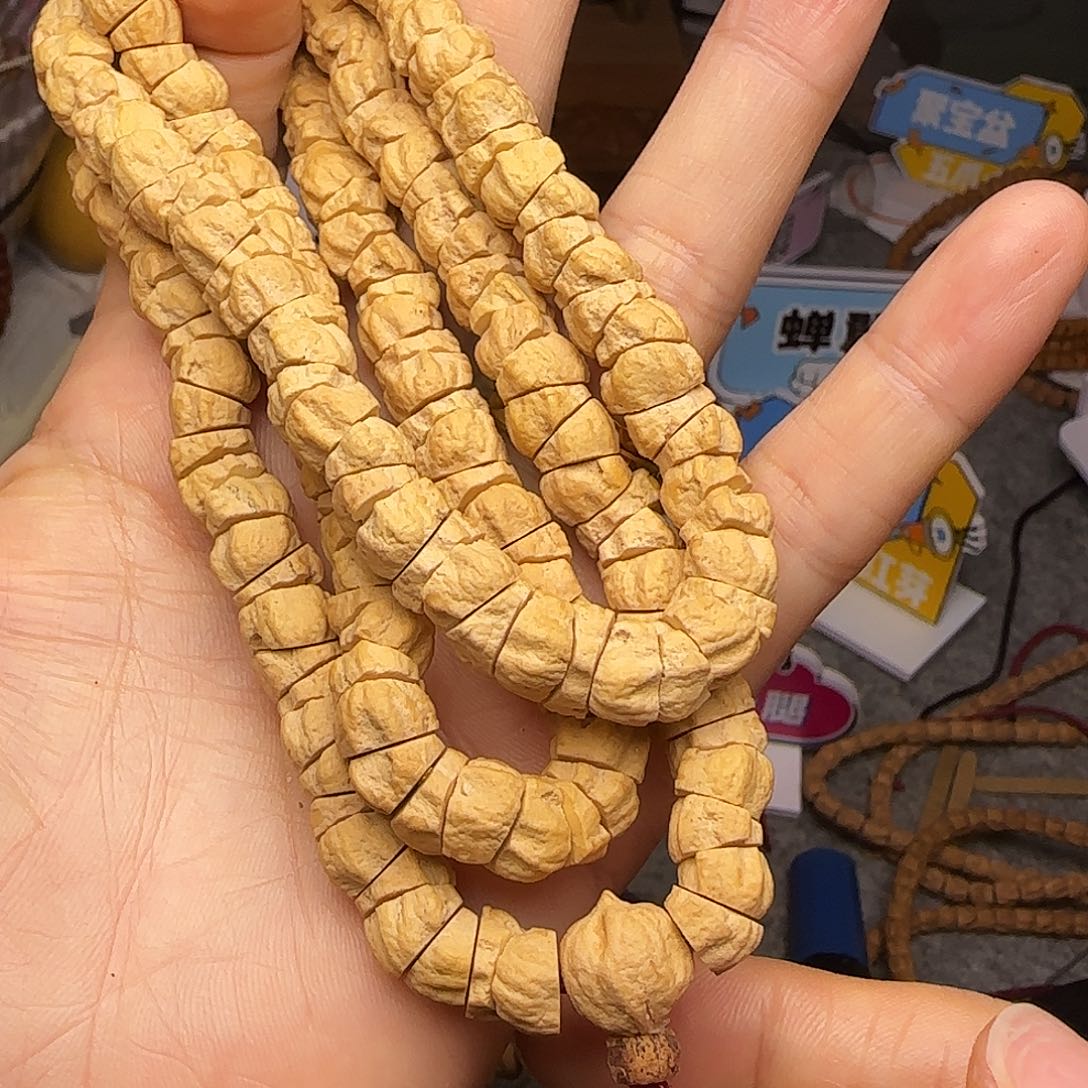 柏香籽/百香籽吊坠肠王