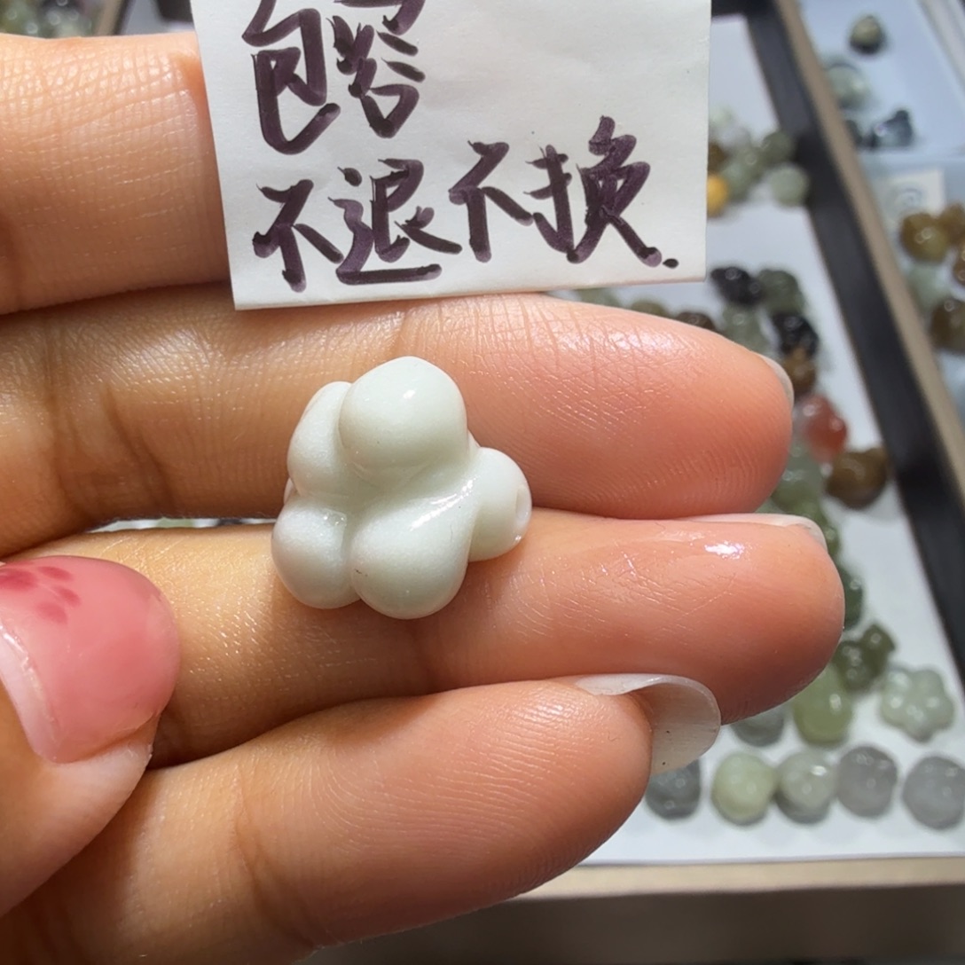 和田玉未镶嵌珠宝奇石