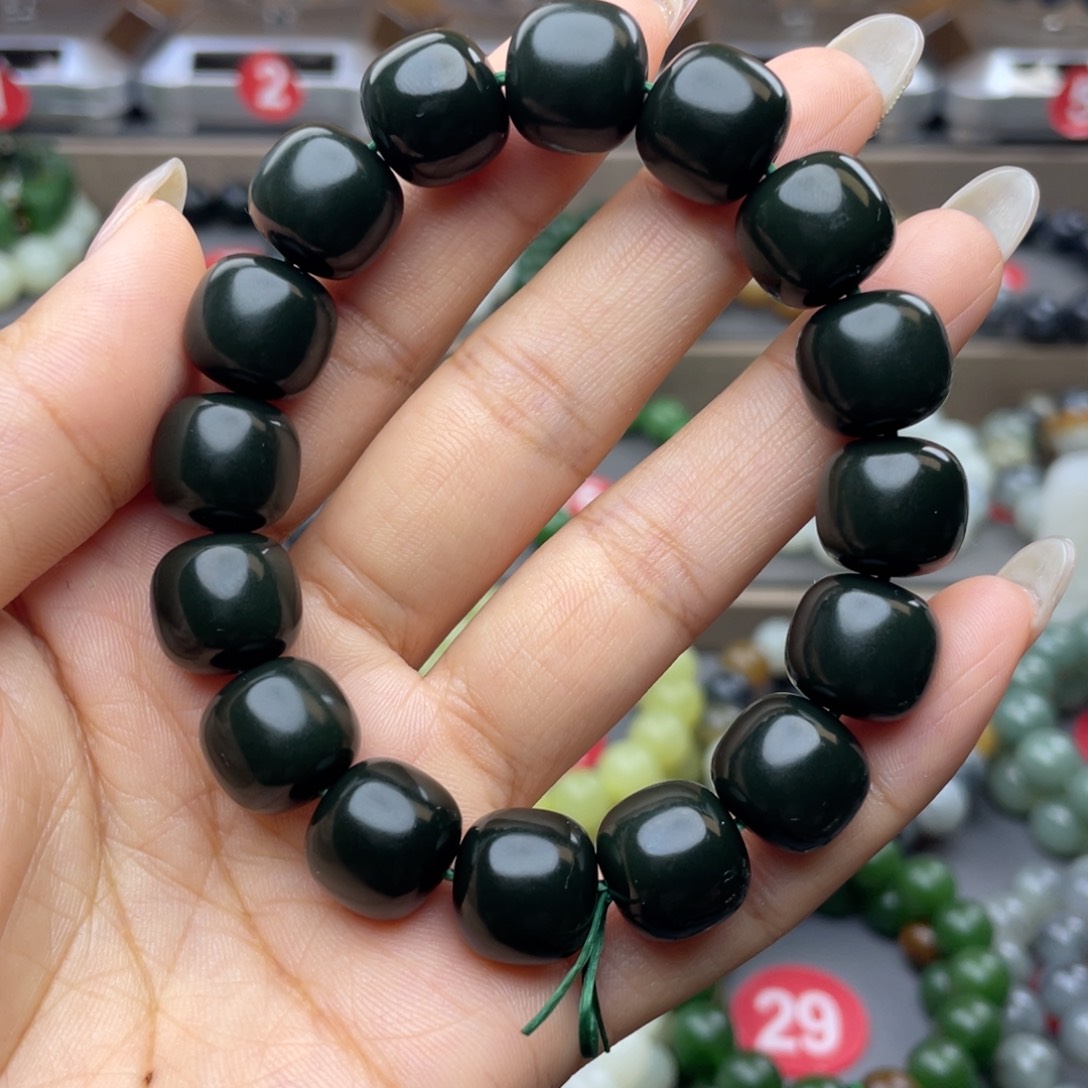 未镶嵌手串和田玉李*境