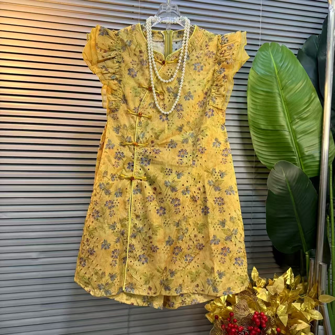 时尚新中式碎花盘扣开衩上衣裙搭配短裤套装